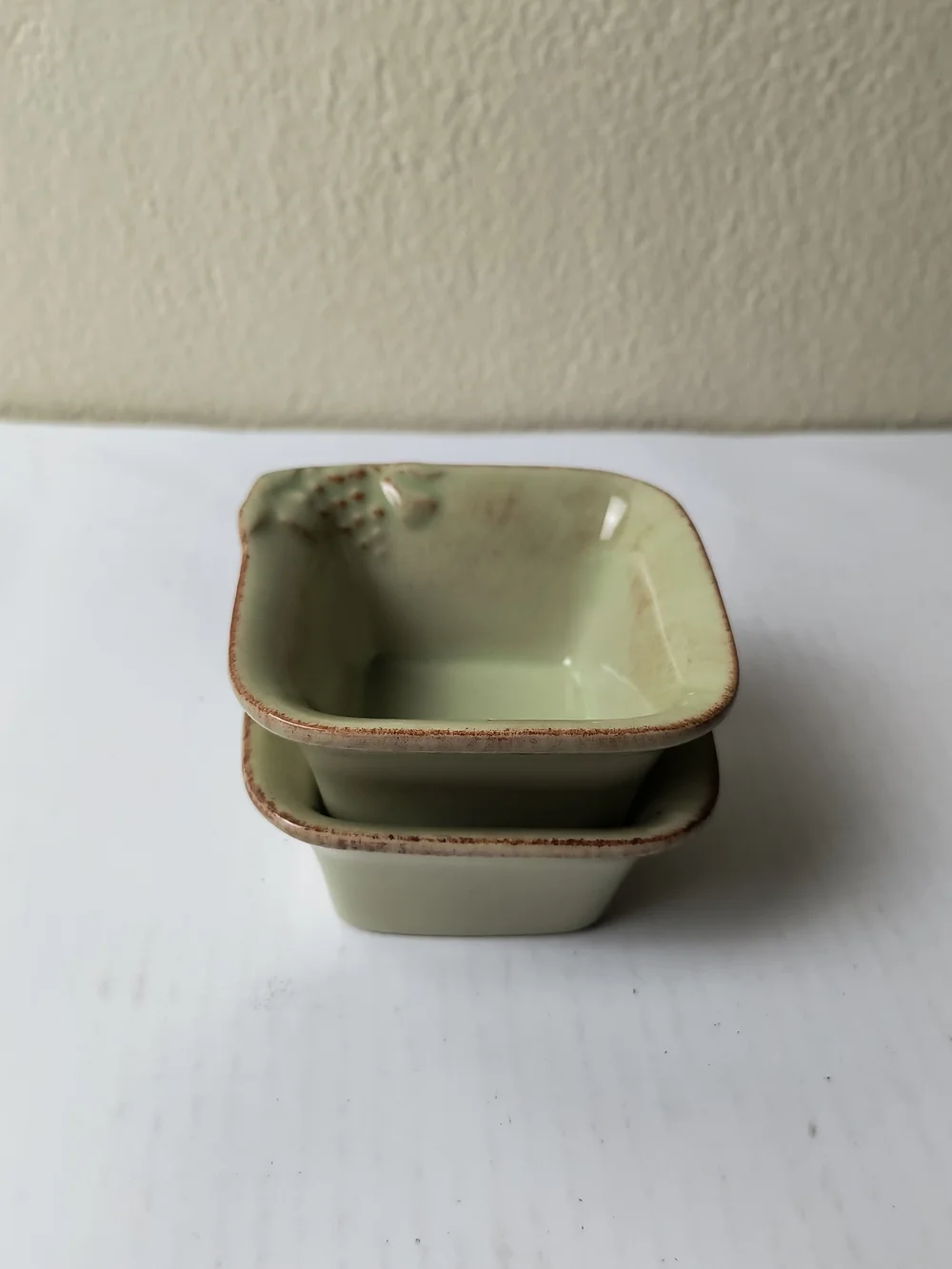 Casa Stone Madeira Harvest Ceramic Vase by Casafina Sauce Dish - Dijon Gold